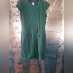 Mark by Avon Fashions Green Asymmetrical Zip Dress – Size ___Medium
